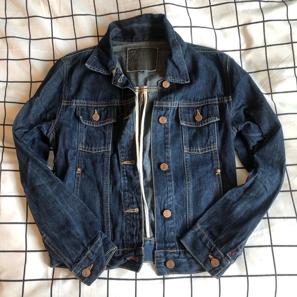 Guess Jackets & Blazers - Guess denim jacket